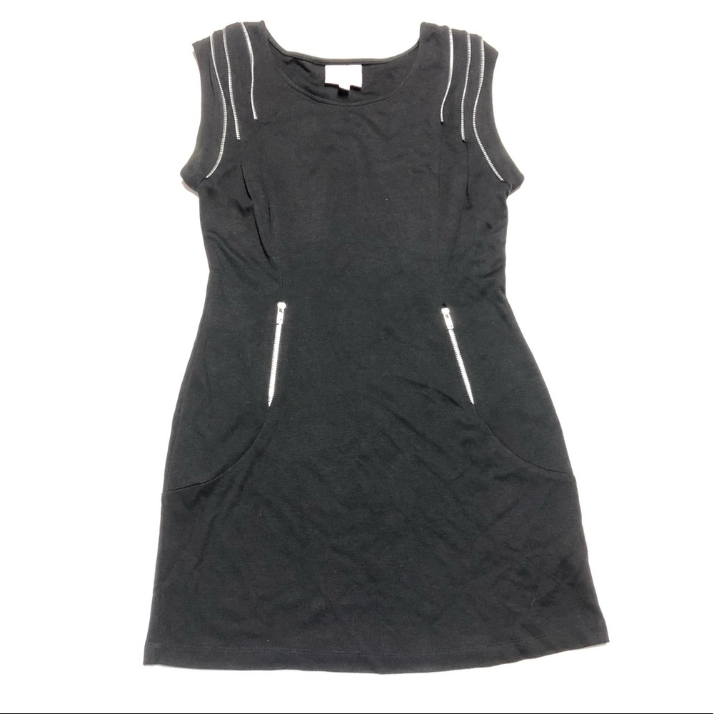 Romeo & Juliet Couture Black Zipper Cocktail Dress